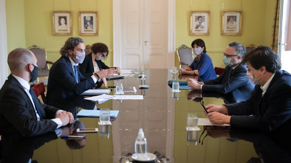 Resta por definir cuál será el tope de aumento como máximo de facturación en términos nominales, que para los salarios devengados en julio fue del 72%. Resta por definir cuál será el tope de aumento como máximo de facturación en términos nominales, que para los salarios devengados en julio fue del 72%.
