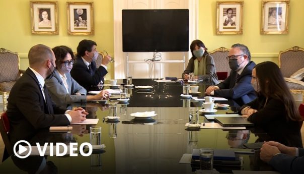 Se reunió el gabinete económico y destacó el aumento de la inversión y de la producción - Télam