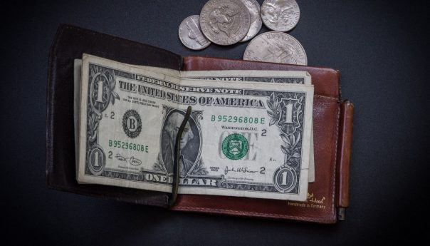 AFIP comienza devolución del 35% de dólar ahorro