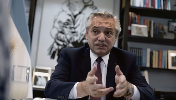 “El Fondo está cobrando tres veces la tasa que paga el mercado”