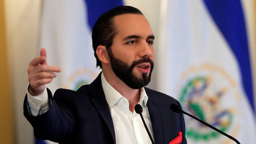 Bukele puso a circular el bitcoin como moneda de curso legal en El Salvador