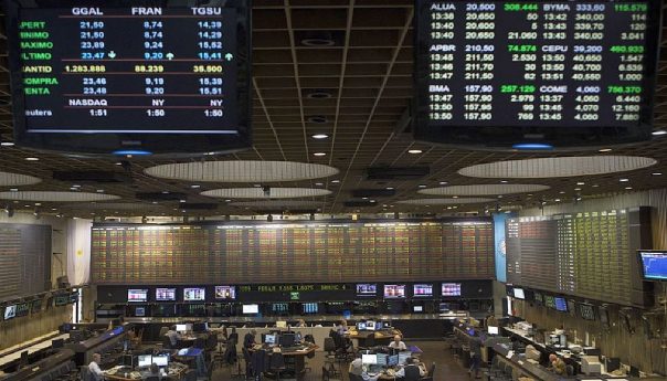 El S&P Merval frenó rally alcista y cayó 3%, condicionado por Wall Street
