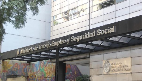 Impulsado por el cuentapropismo, el empleo formal se recuperó y volvió a los niveles de 2018