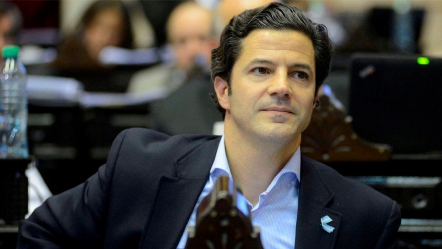 El diputado Luciano Laspina, blanco de acusaciones del kirchnerismo sobre un