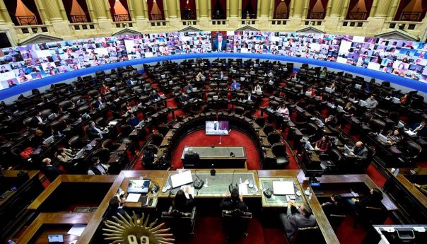 la ausencia de tres diputados de JxC le dio la victoria al oficialismo