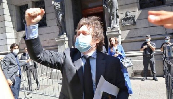 Con un millón de inscriptos, se sortea hoy el sueldo de Javier Milei
