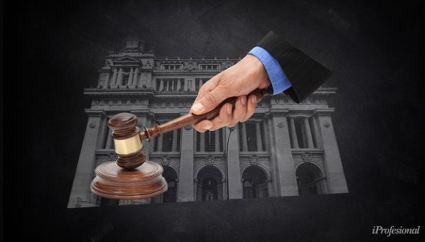 un contribuyente no confiable no es apócrifo