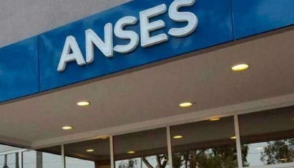 ANSES retoma pagos para titulares de AUH y SUAF: fijate si cobrás