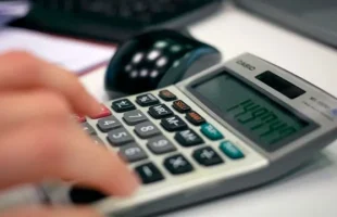 Qué dice el decreto que autoriza el pago de una suma fija
