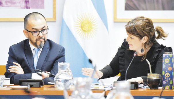 Robles sacó de las casillas a la bancada oficialista en la Comisión de Juicio Político