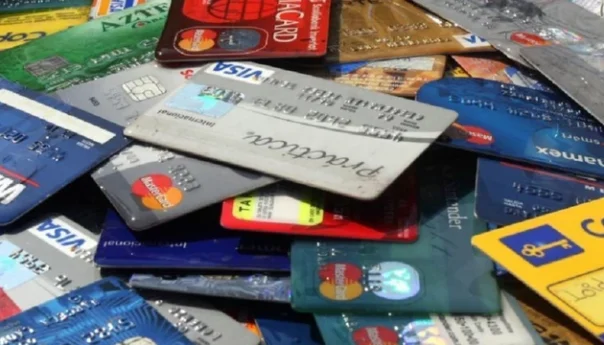 Qué requisitos hay que cumplir para sacar una tarjeta de crédito