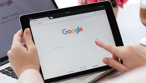Jubilados que cobren menos de $236.000 podrán acceder a una tablet gratis en septiembre