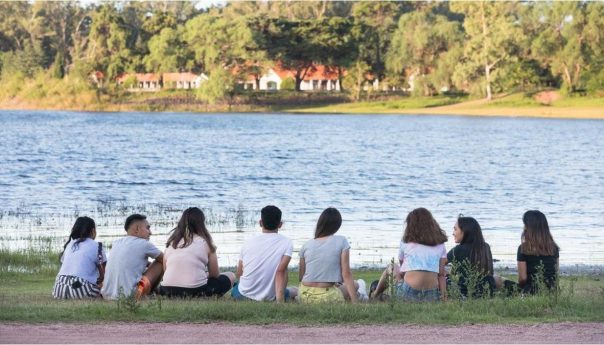 cómo anotarse para ir de vacaciones a Chapadmalal y Córdoba
