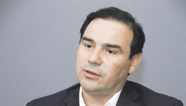 Corrientes va a la Corte Suprema contra Nación por cambios en IVA y Ganancias