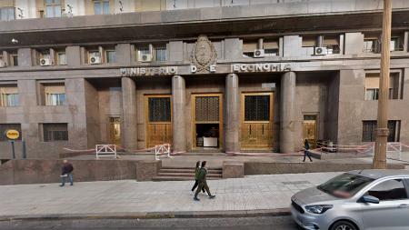 Cuáles son las transferencias discrecionales a las provincias que el gobierno de Milei quiere restringir 'al mínimo'