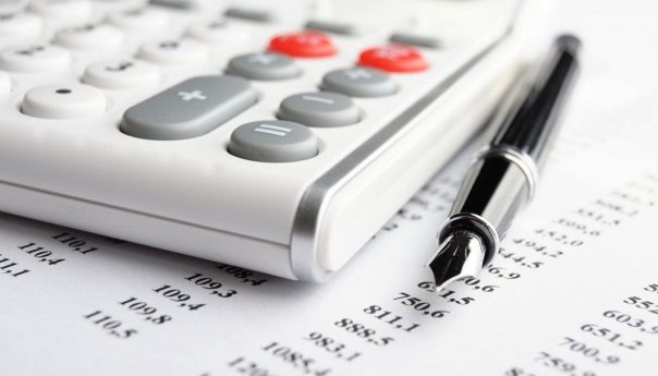 una por una las medidas para comerciantes, monotributistas y jubilados