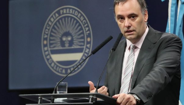 Nunca jamás se van a cerrar las universidades públicas