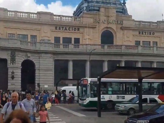 Un hombre fue detenido en Retiro por robar cables