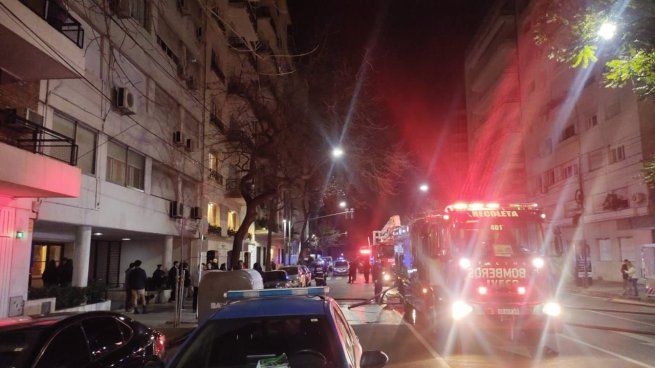 Bomberos lograron controlar el incendio en un edificio de Palermo.
