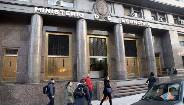 El blanqueo evitó una mayor pérdida de coparticipación para las provincias