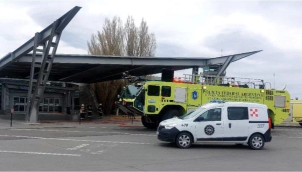 Un turista brasileño dijo tener una bomba y debieron evacuar el aeropuerto de El Calafate