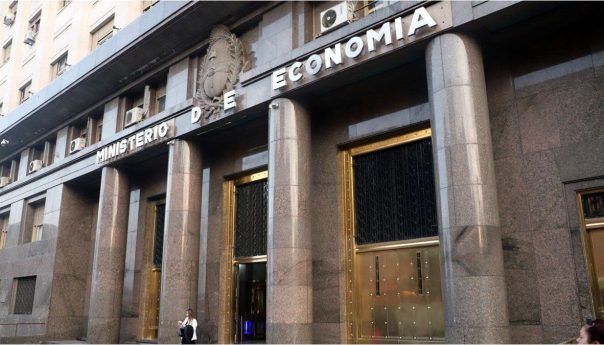 Por el blanqueo, estiman una mejora en la recaudación de noviembre