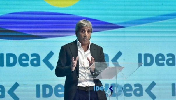 Luis Caputo cierra el año con una mejora real en la recaudación