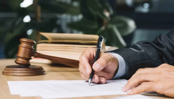 Qué deudas se heredan en Argentina y cómo evitar perder dinero