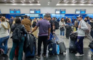 ¿cuánto dinero se puede llevar sin declarar a la Aduana?