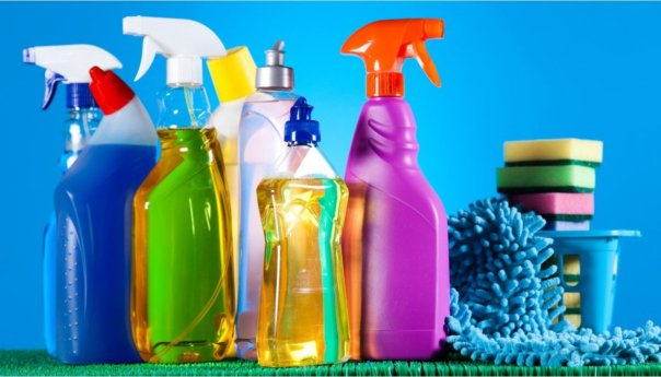 ANMAT suspendió la venta de una línea de productos de limpieza y de insumos médicos