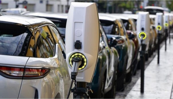 ofrecen créditos blandos para taxistas, remiseros y repartidores de moto